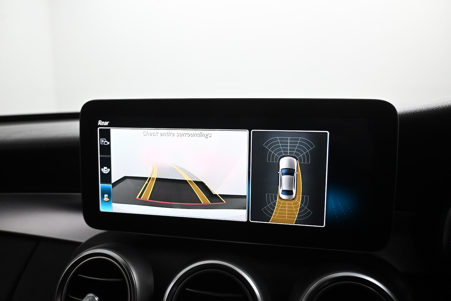 Used Mercedes-Benz C Class 2019 for sale - 77229704: Photo 17