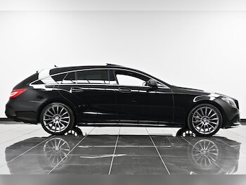 Used Mercedes-Benz CLS 2016 for sale - 77345612: Photo