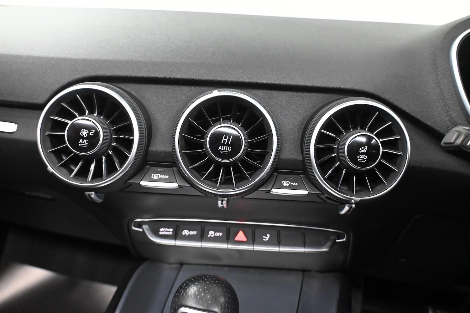 Used Audi TT 2017 for sale - 77074354: Photo 27