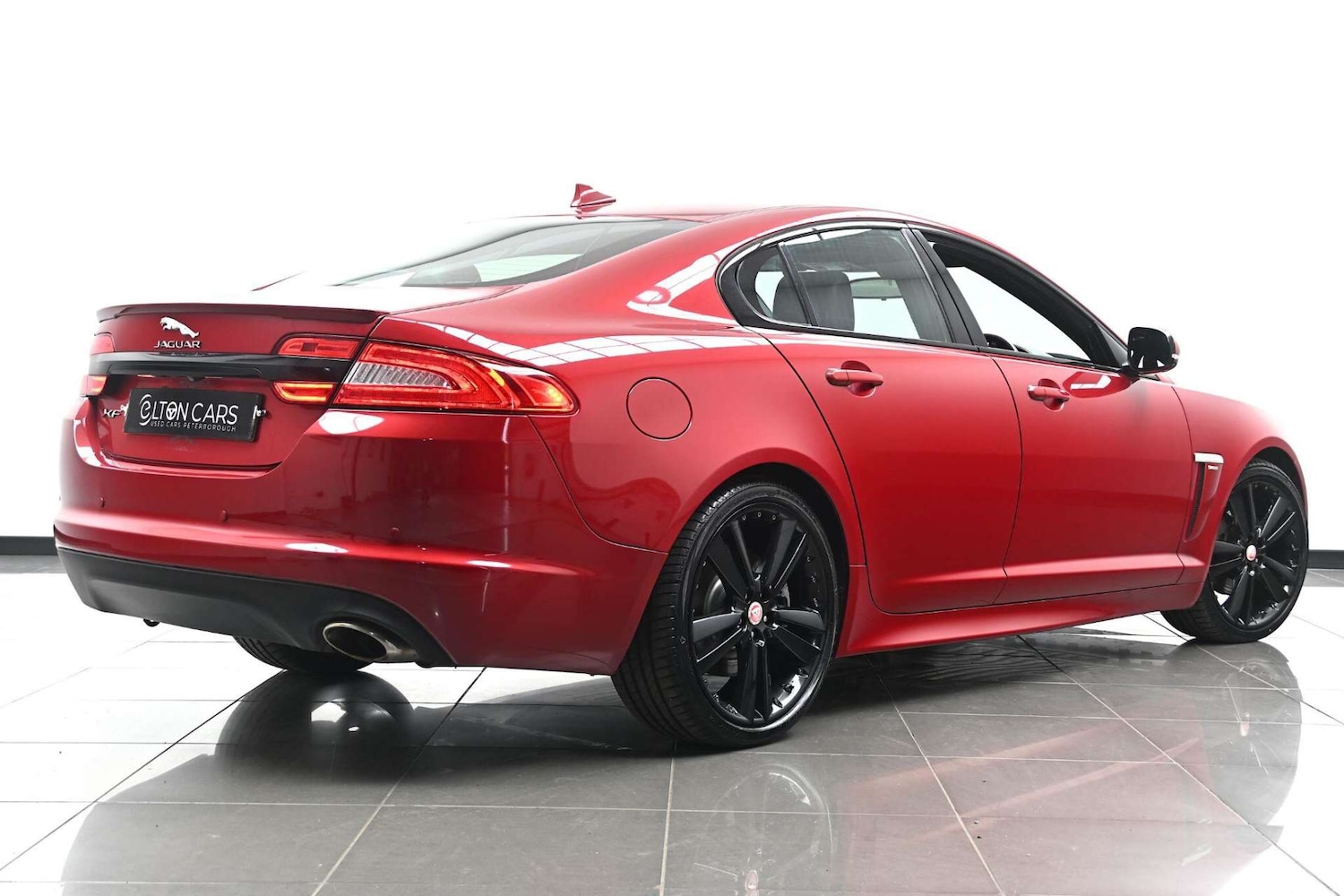 Used Jaguar XF 2015 for sale - 77729085: Photo 9