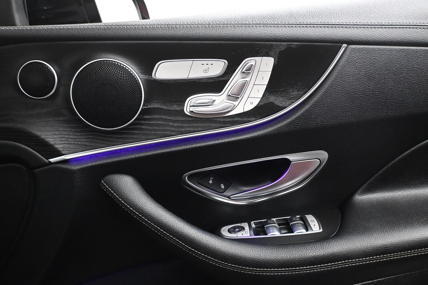 Used Mercedes-Benz E Class for sale - 77852728: Photo 19