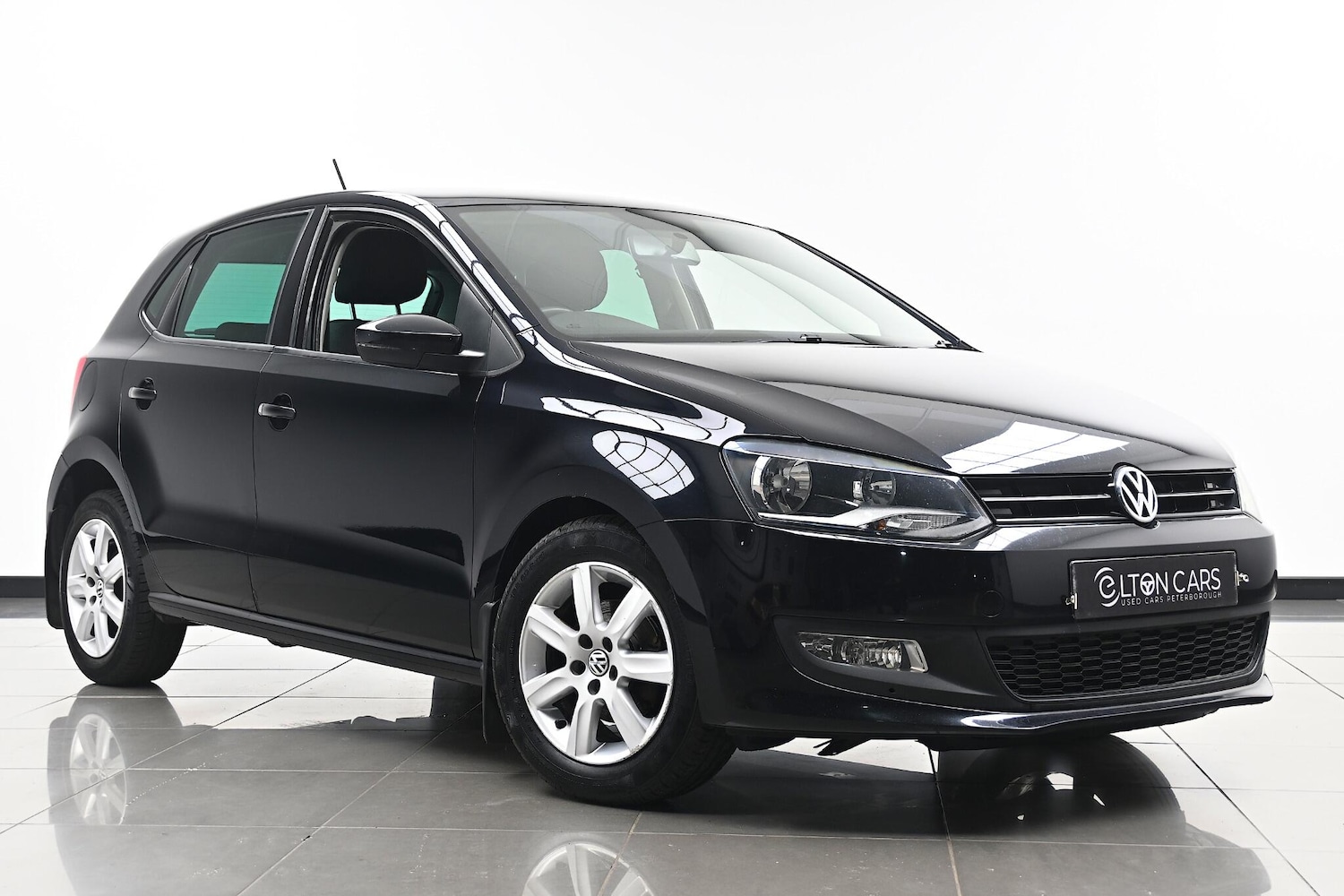 Used Volkswagen Polo 2013 for sale - 76585603: Photo 1