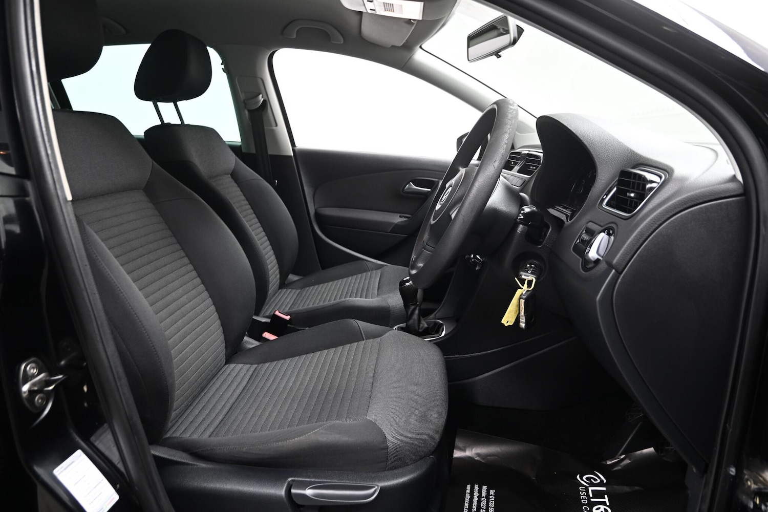 Used Volkswagen Polo 2013 for sale - 76585603: Photo 11