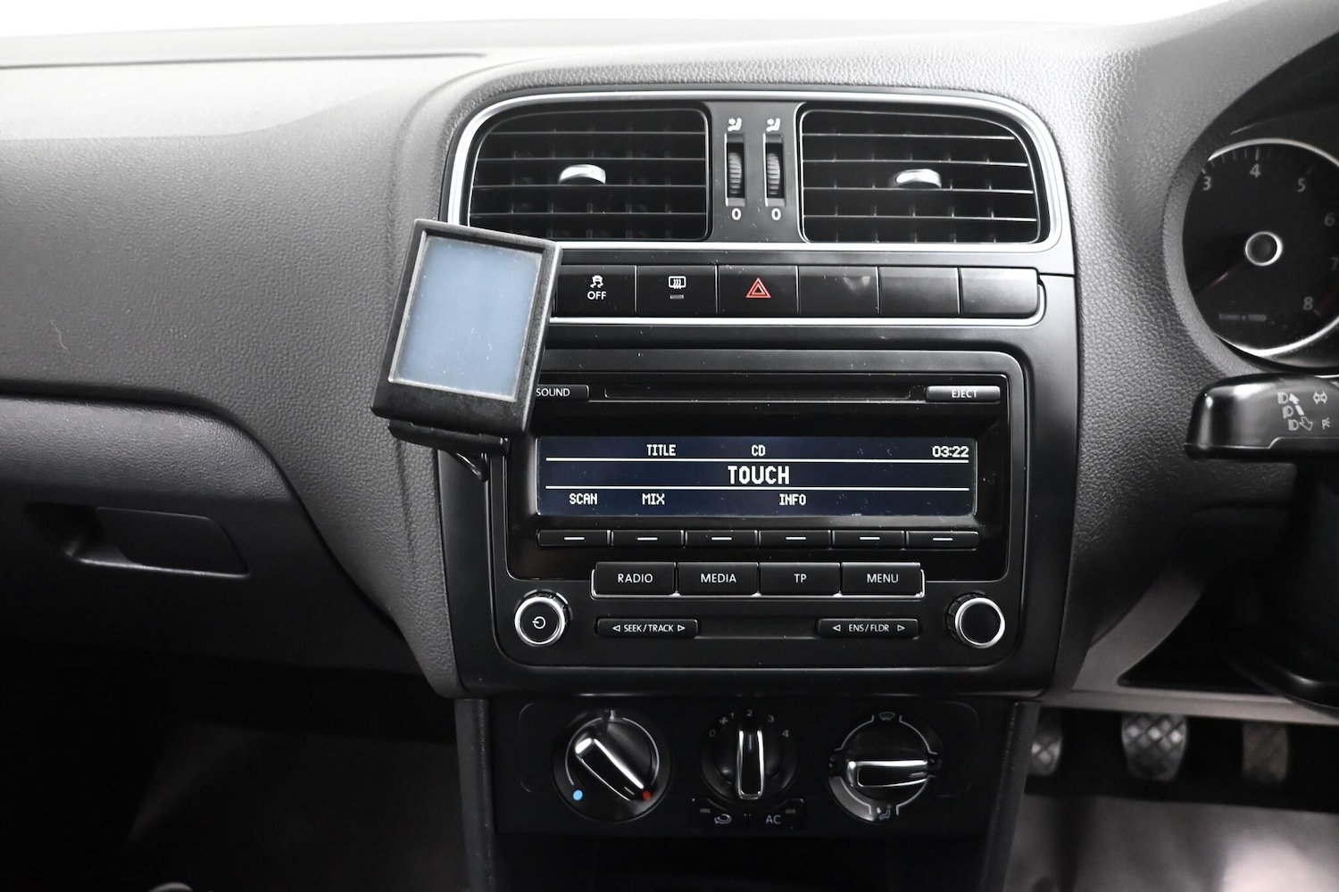 Used Volkswagen Polo 2013 for sale - 76585603: Photo 12