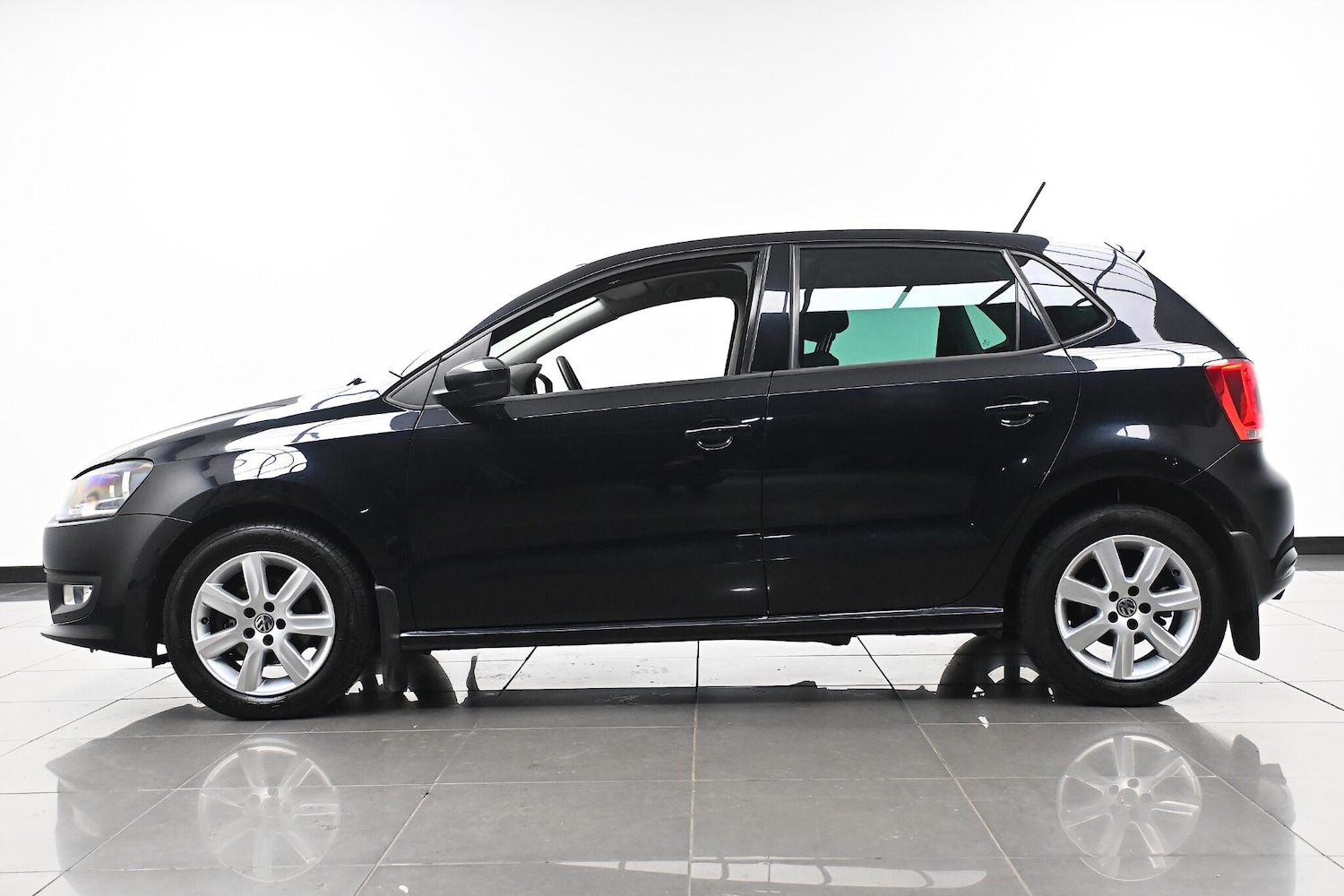 Used Volkswagen Polo 2013 for sale - 76585603: Photo 5