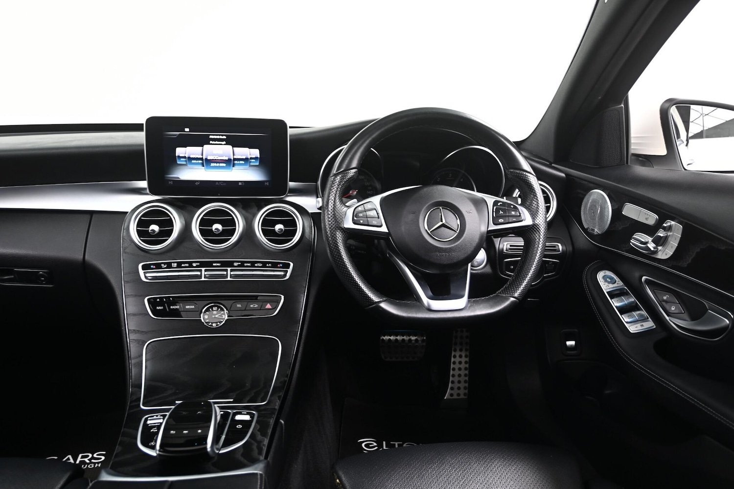 Used Mercedes-Benz C Class 2018 for sale - 76752840: Photo 16