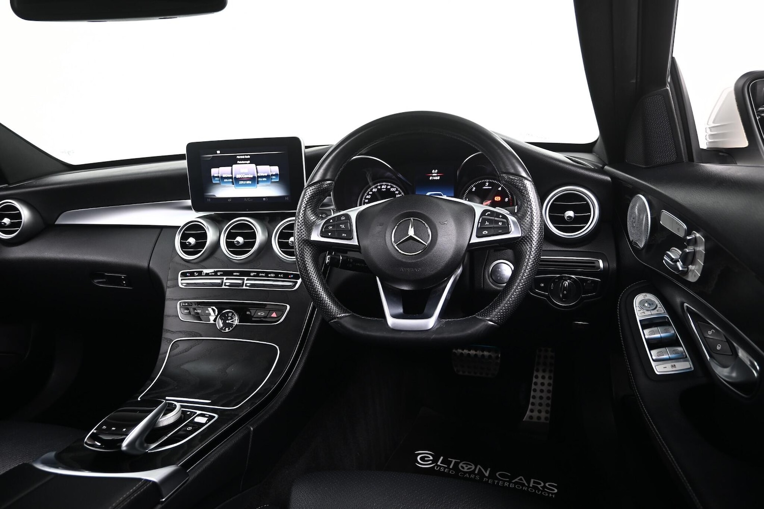 Used Mercedes-Benz C Class 2018 for sale - 76752840: Photo 18