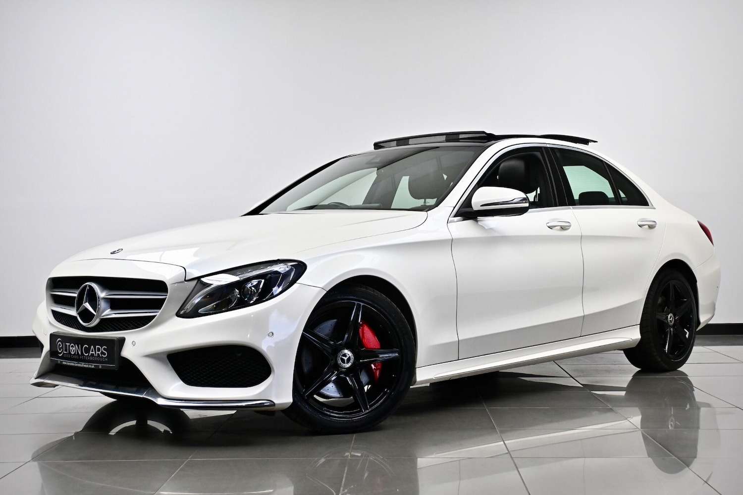 Used Mercedes-Benz C Class 2018 for sale - 76752840: Photo 2