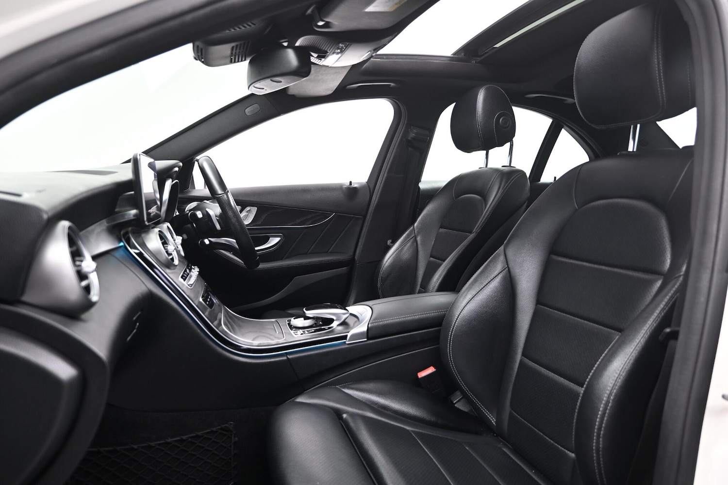 Used Mercedes-Benz C Class 2018 for sale - 76752840: Photo 23