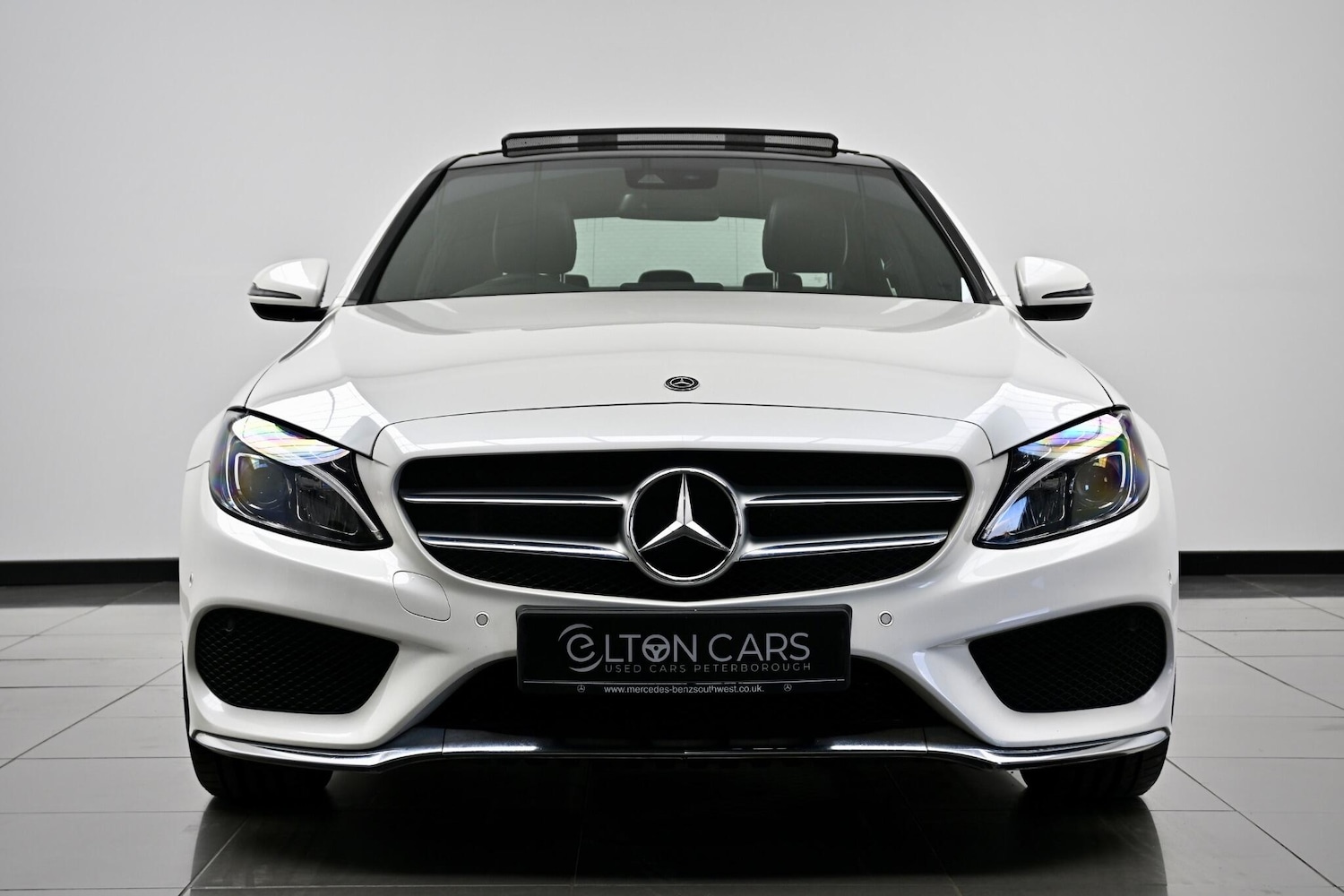 Used Mercedes-Benz C Class 2018 for sale - 76752840: Photo 3