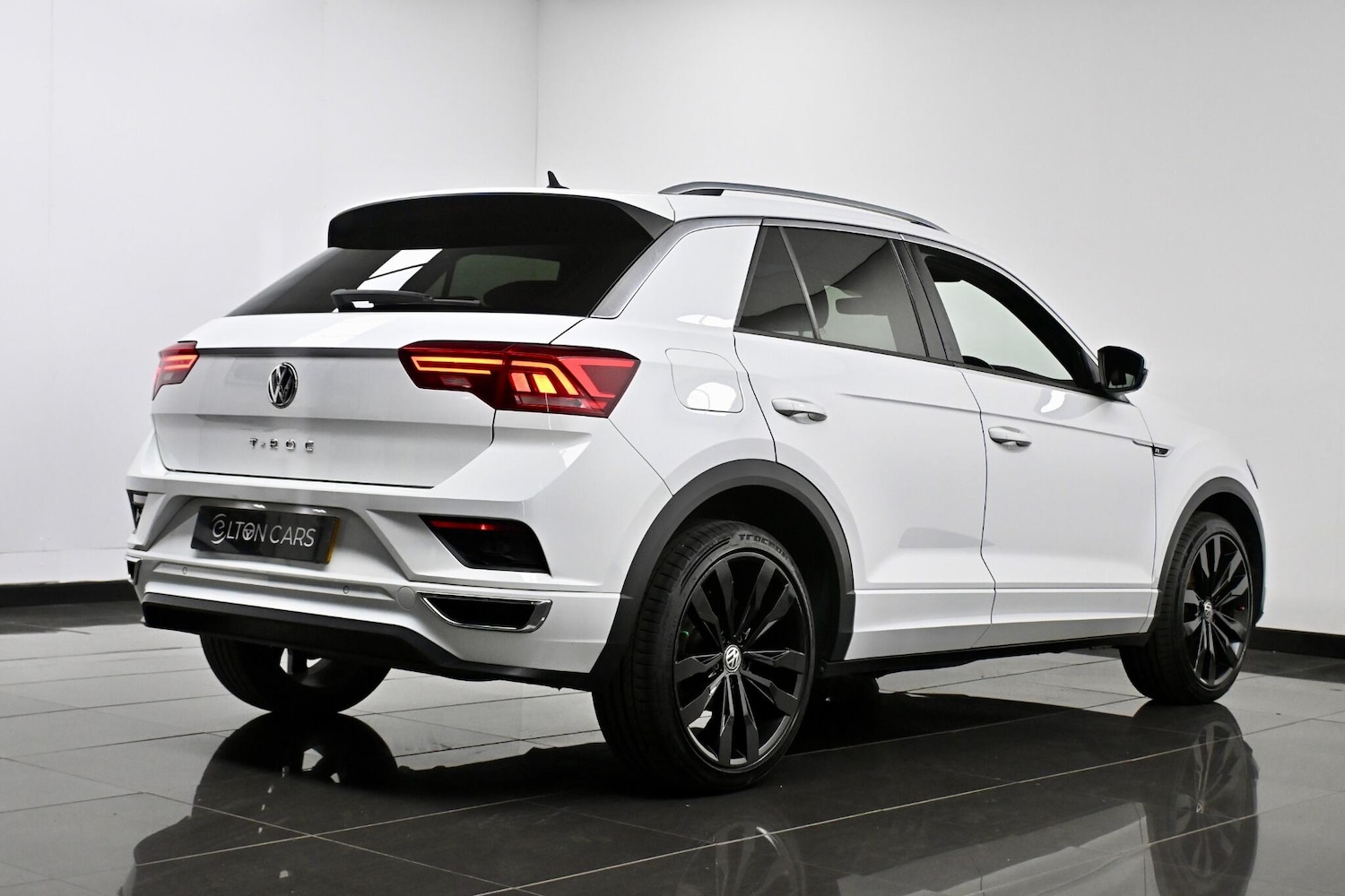 Used Volkswagen T-Roc for sale - 78214237: Photo 10