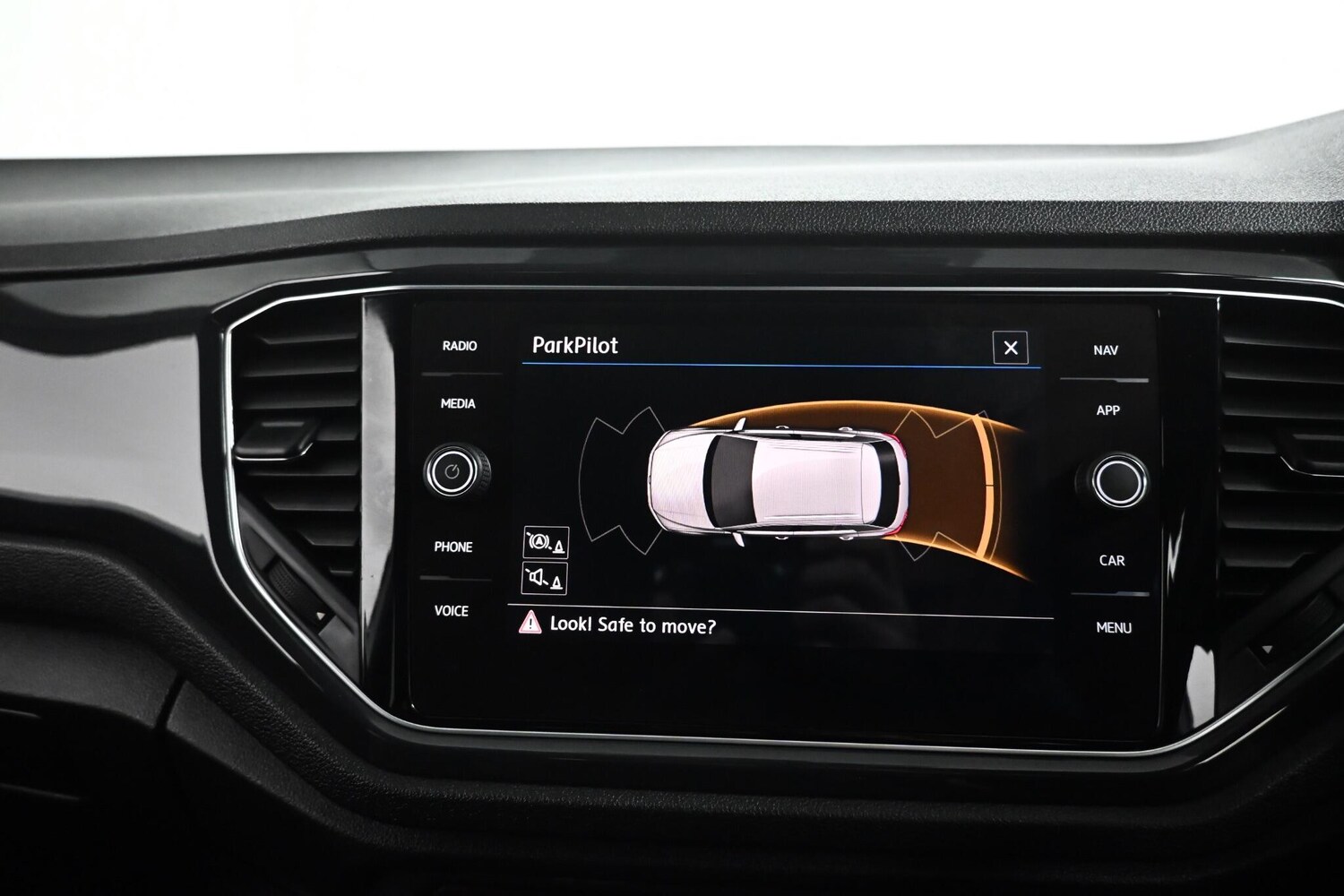 Used Volkswagen T-Roc for sale - 78214237: Photo 18