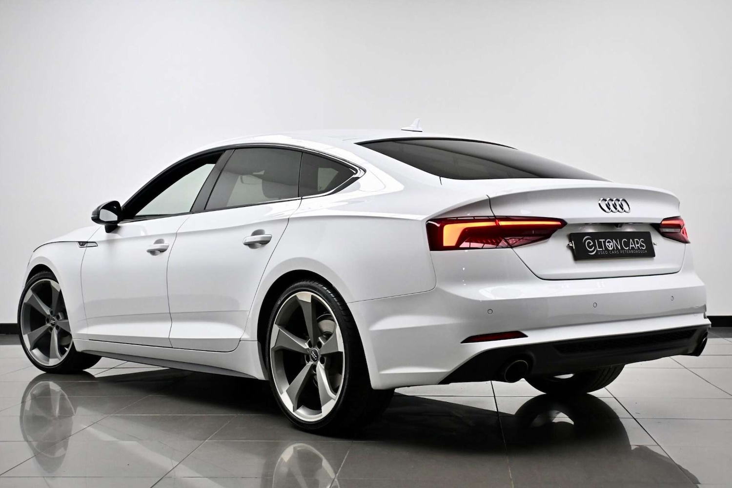 Used Audi A5 2019 for sale - 77729079: Photo 9