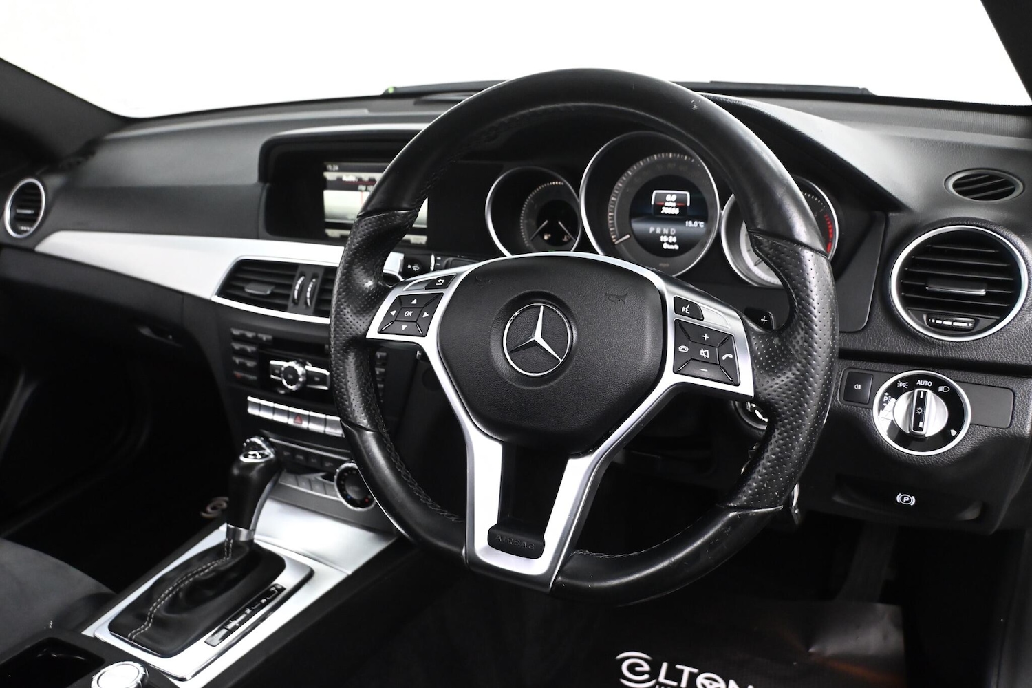 Used Mercedes-Benz C Class 2015 for sale - 76561675: Photo 23