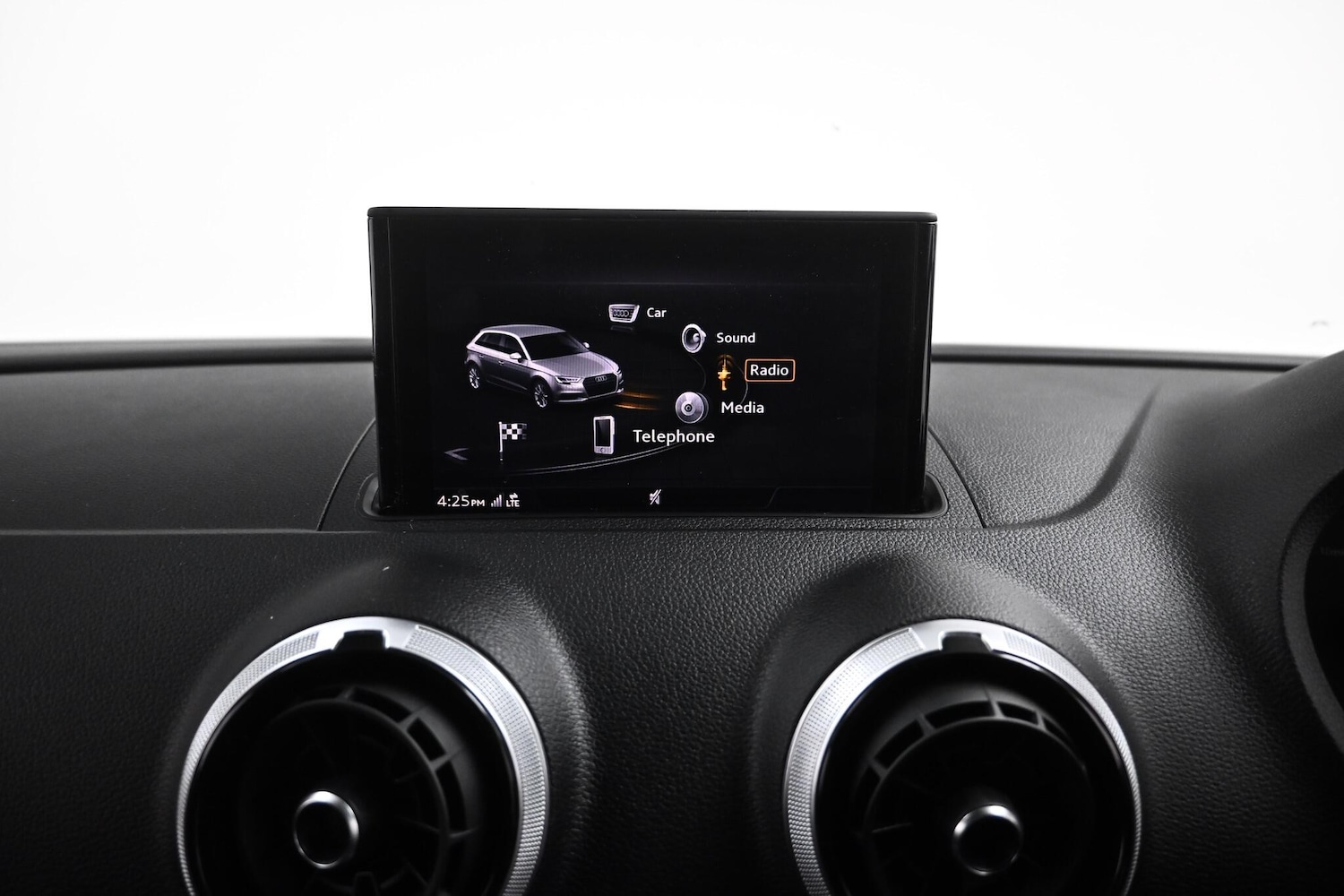 Used Audi A3 2018 for sale - 76457473: Photo 13