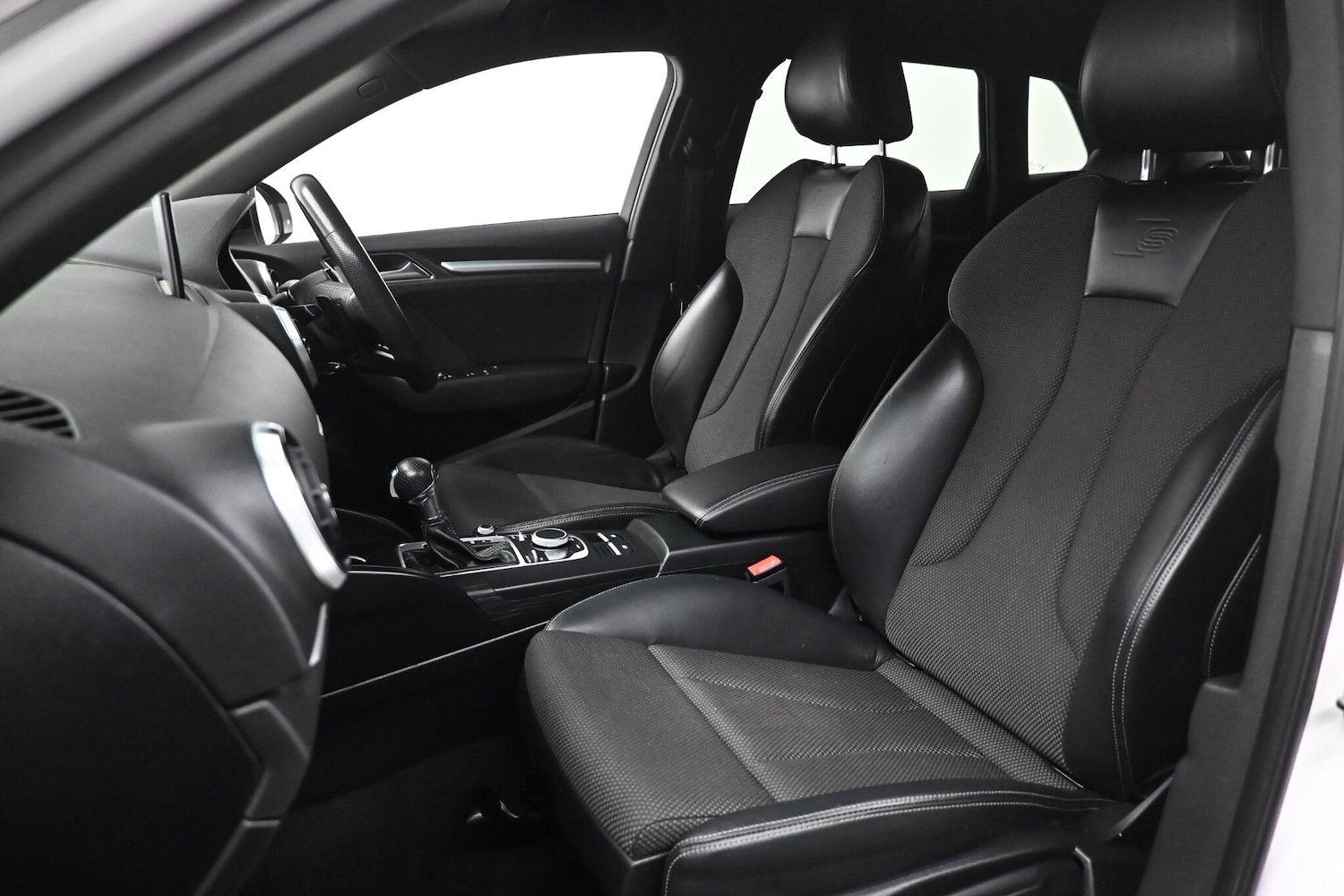 Used Audi A3 2018 for sale - 76457473: Photo 29