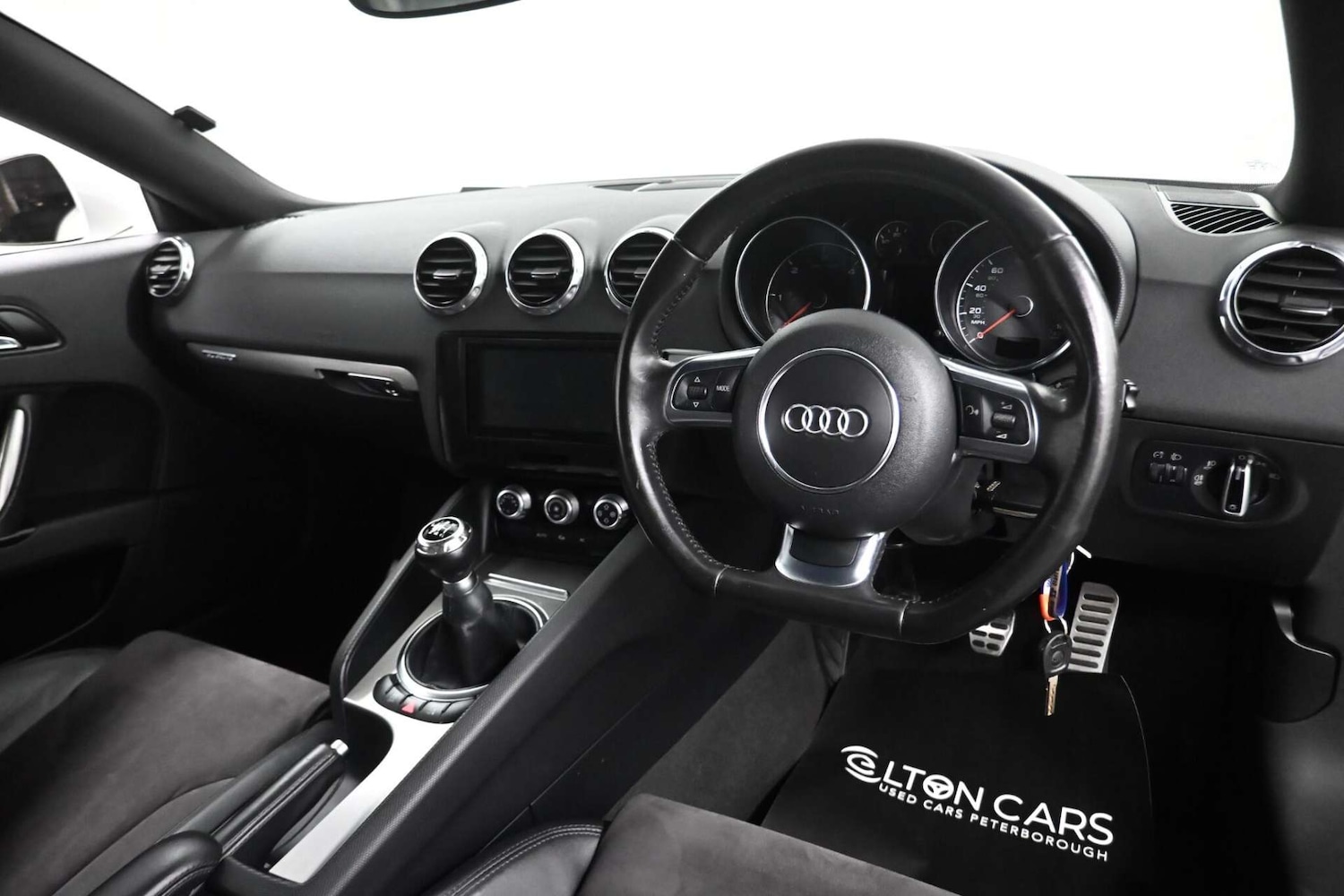 Used Audi TT 2012 for sale - 77729047: Photo 11