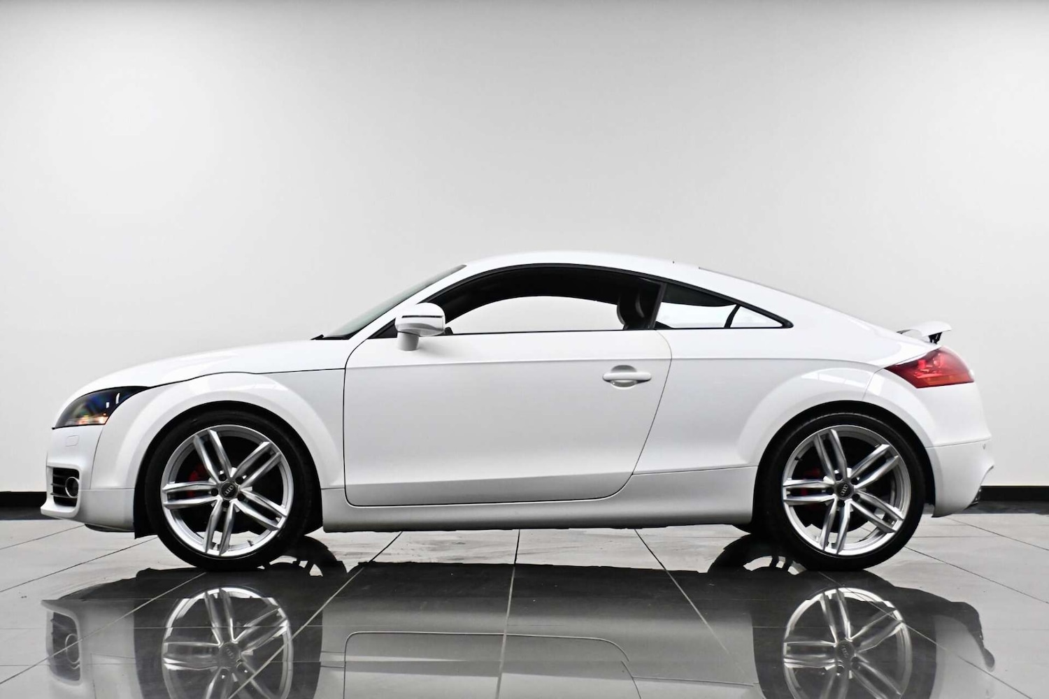 Used Audi TT 2012 for sale - 77729047: Photo 5