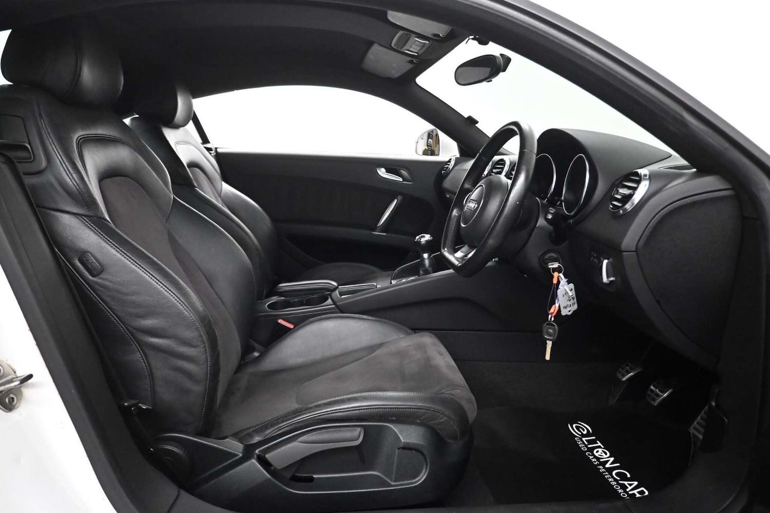 Used Audi TT 2012 for sale - 77729047: Photo 9