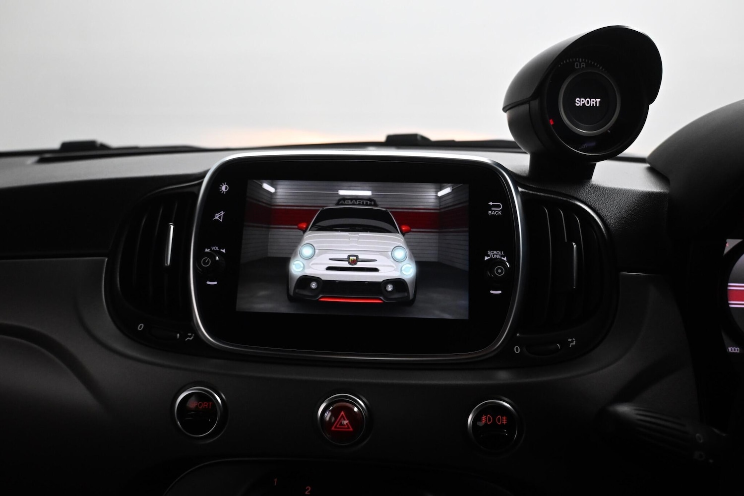 Used Abarth 595 2020 for sale - 77268042: Photo 19