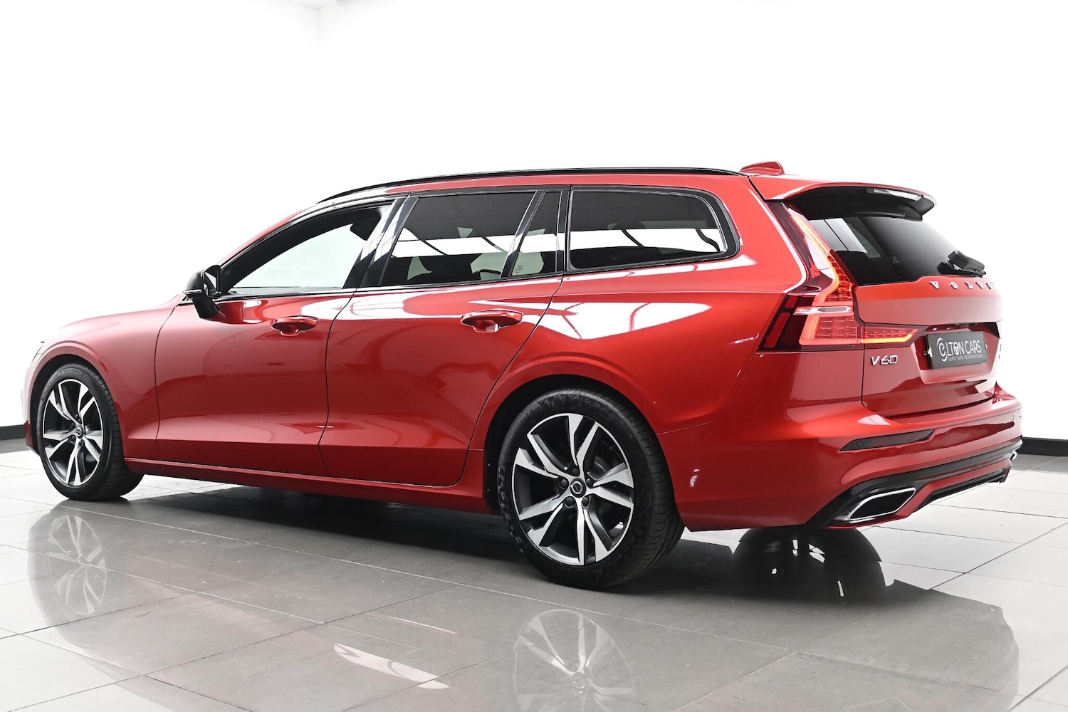 Used Volvo V60 2021 for sale - 76512361: Photo 10