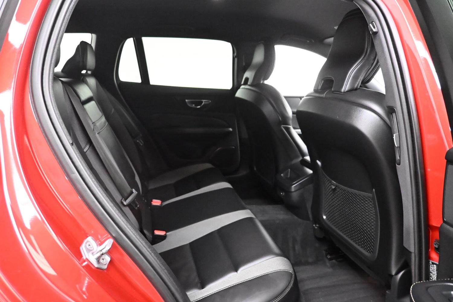 Used Volvo V60 2021 for sale - 76512361: Photo 13