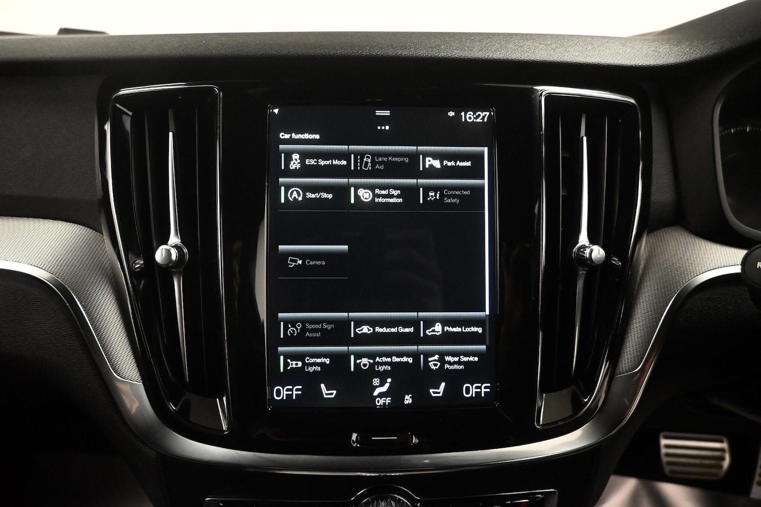 Used Volvo V60 2021 for sale - 76512361: Photo 30