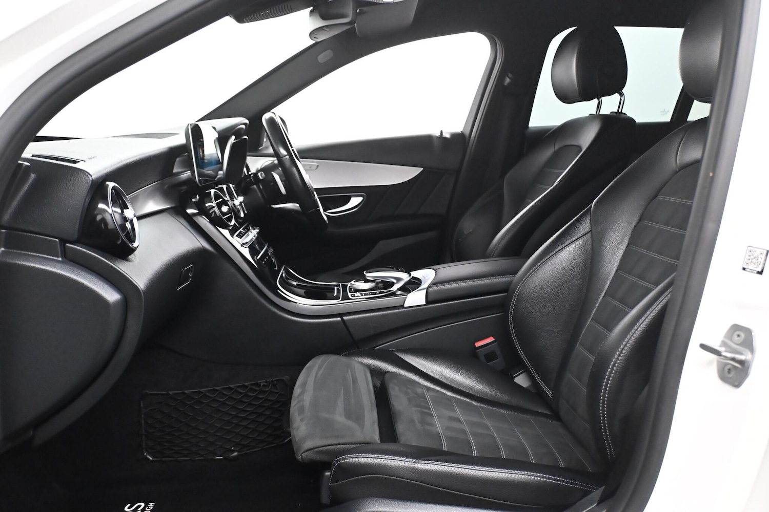 Used Mercedes-Benz C Class 2019 for sale - 77344397: Photo 11