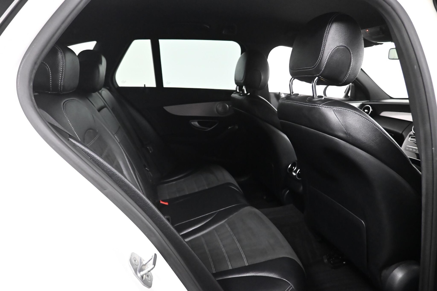 Used Mercedes-Benz C Class 2019 for sale - 77344397: Photo 12