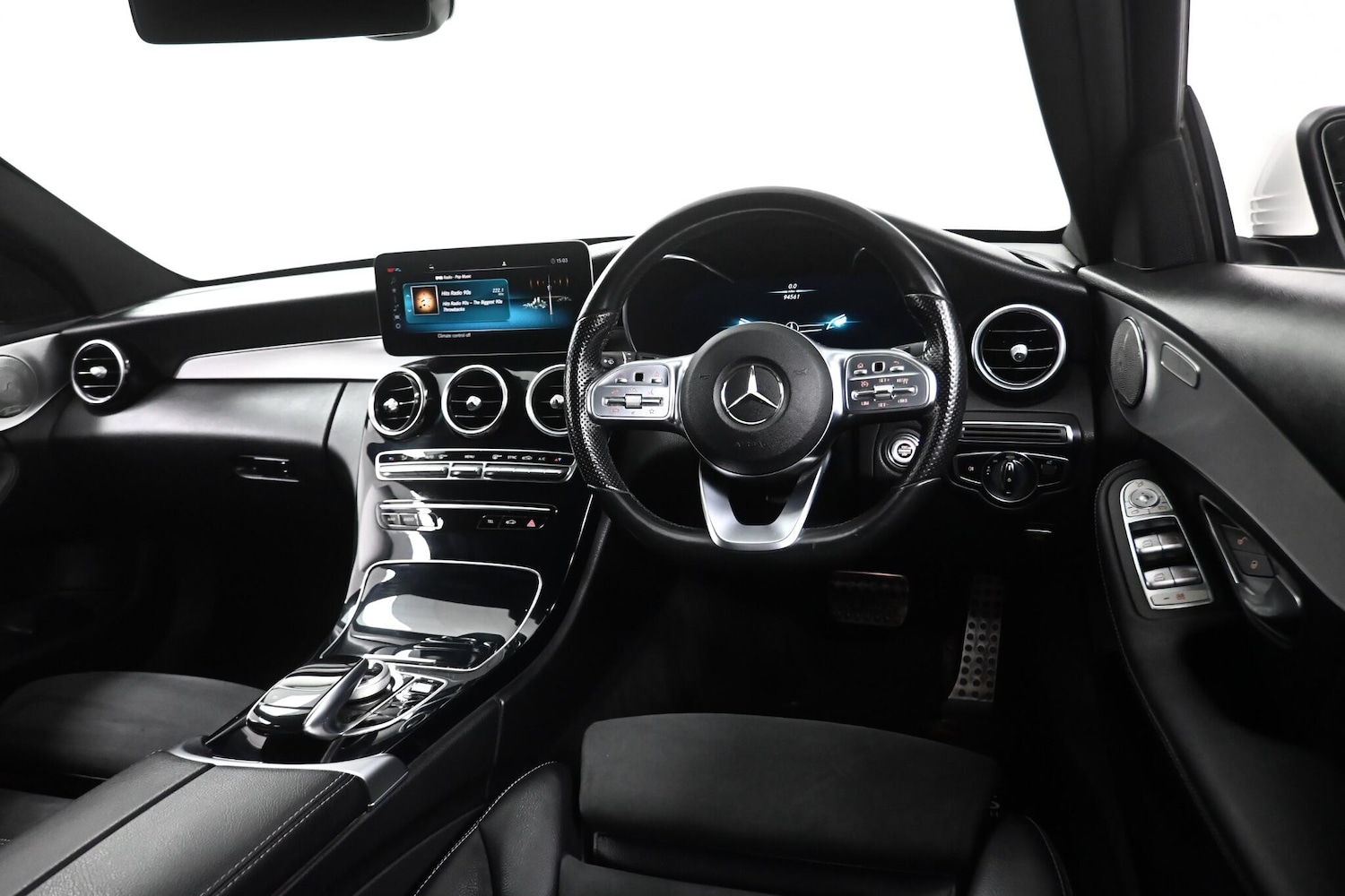 Used Mercedes-Benz C Class 2019 for sale - 77344397: Photo 32