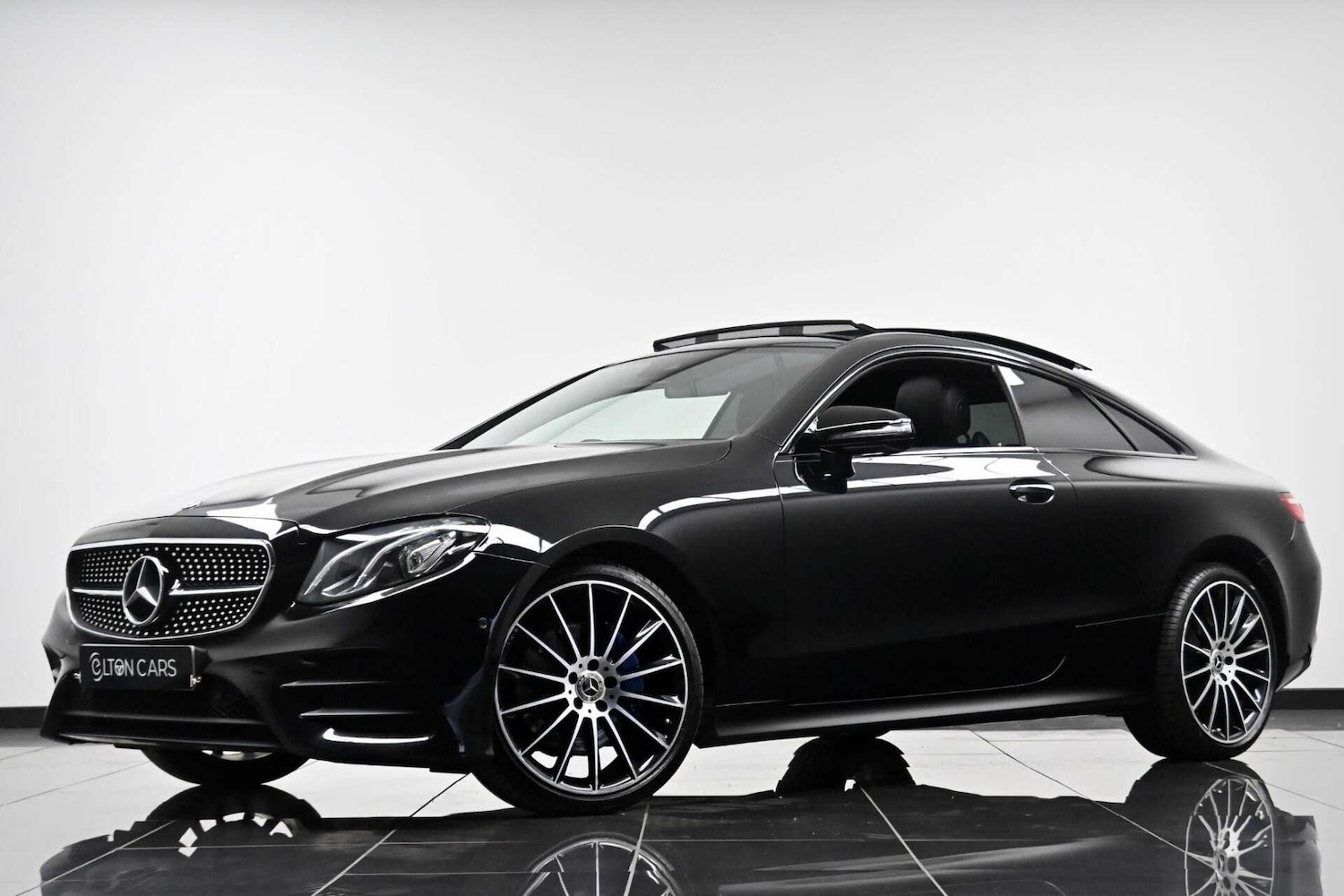 Used Mercedes-Benz E Class 2018 for sale - 77774417: Photo 2