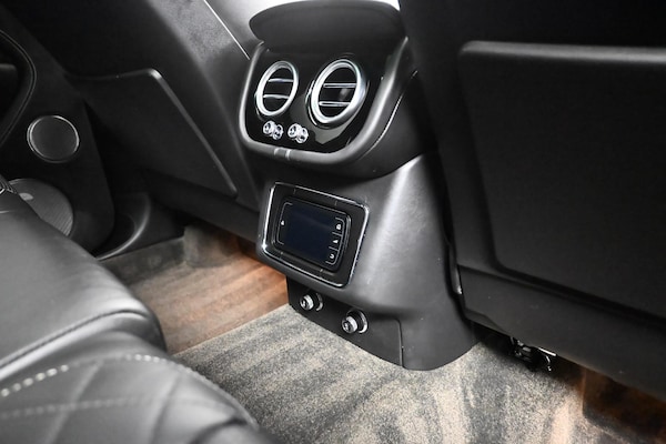 Used Bentley Bentayga 2017 for sale - 75729538: Photo 17