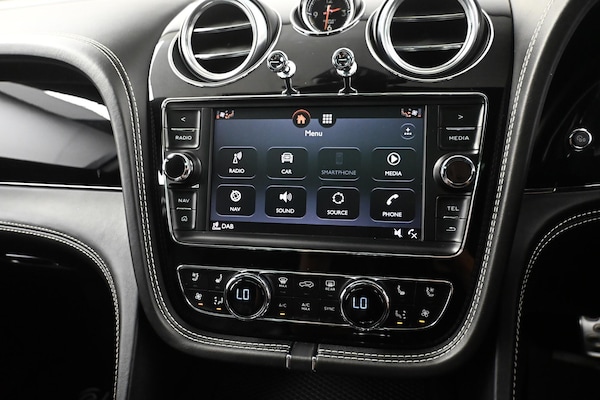 Used Bentley Bentayga 2017 for sale - 75729538: Photo 22