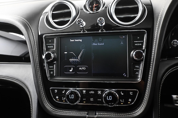 Used Bentley Bentayga 2017 for sale - 75729538: Photo 27