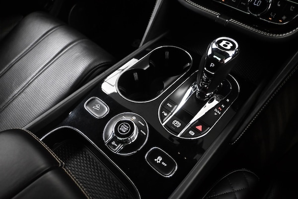 Used Bentley Bentayga 2017 for sale - 75729538: Photo 30