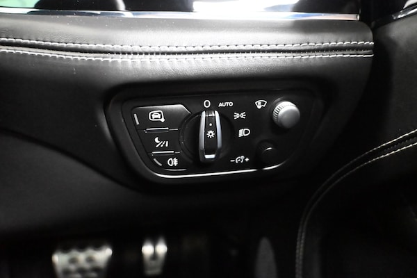 Used Bentley Bentayga 2017 for sale - 75729538: Photo 34