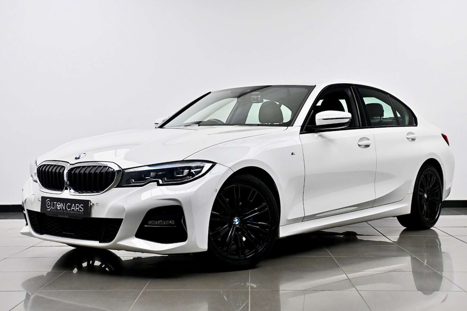 Used BMW 3 Series 2019 for sale - 77729106: Photo 2