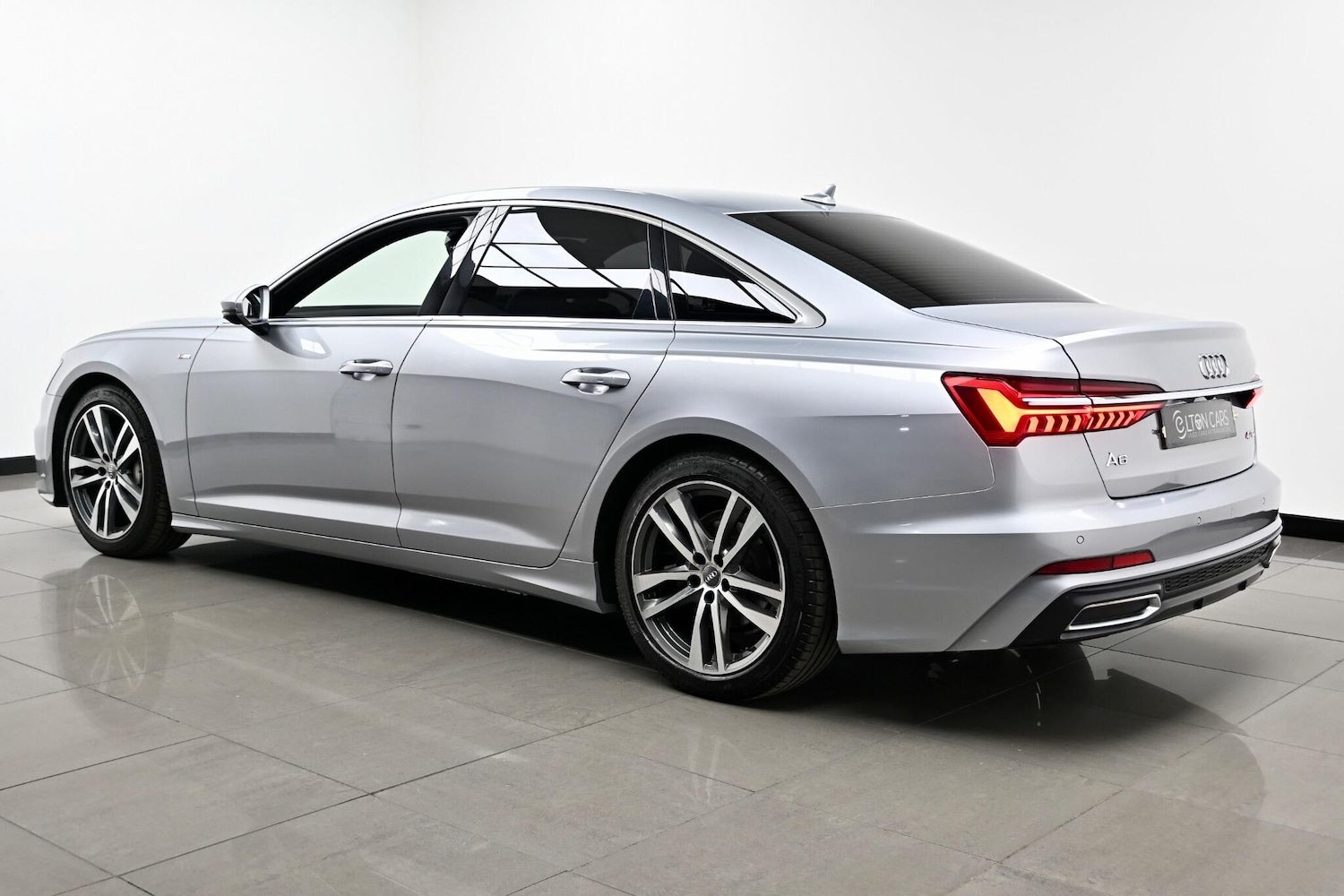 Used Audi A6 Saloon 2018 for sale - 76295523: Photo 10