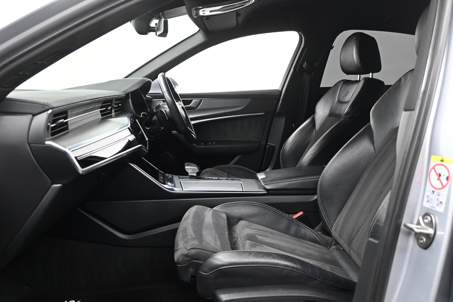 Used Audi A6 Saloon 2018 for sale - 76295523: Photo 15