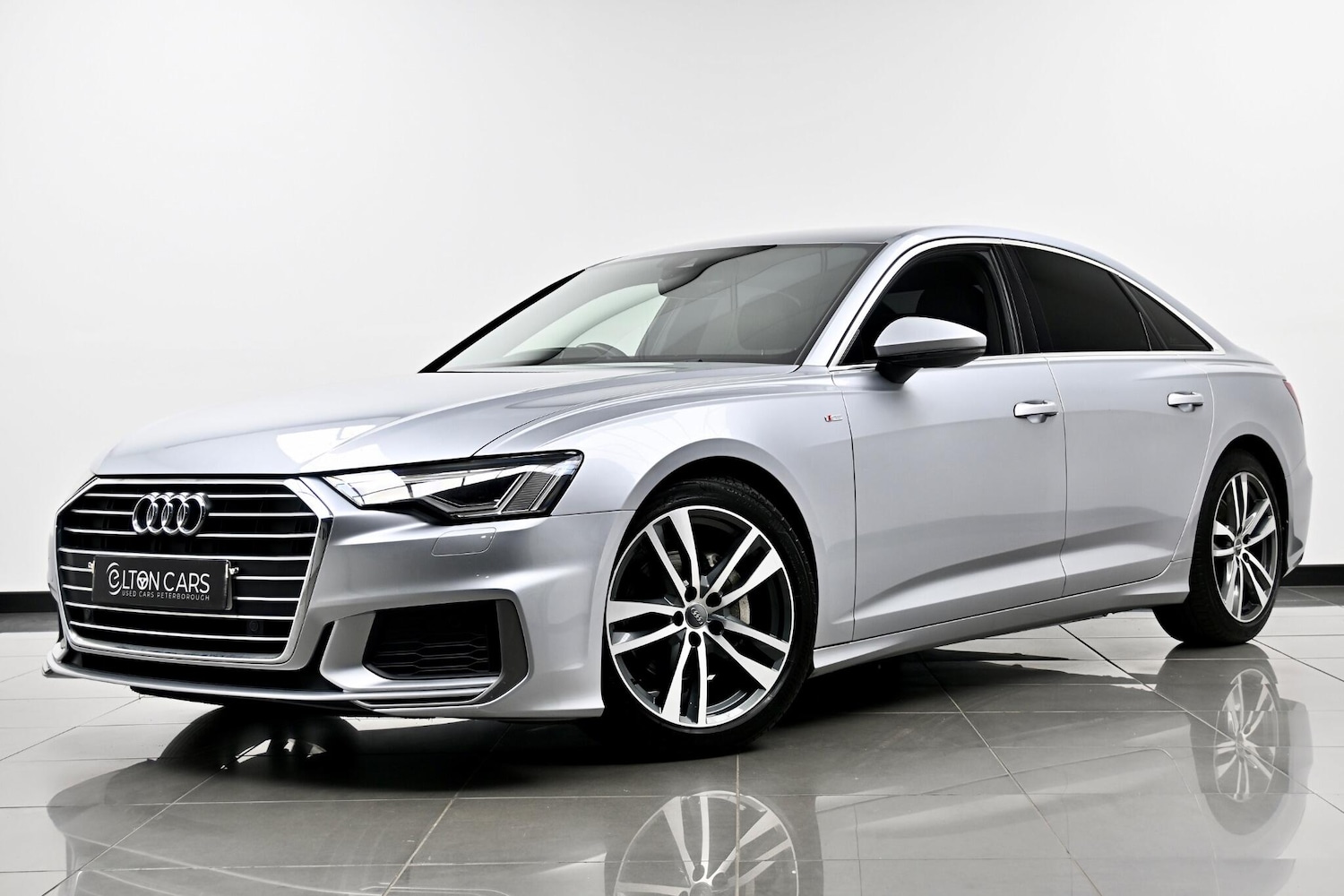 Used Audi A6 Saloon 2018 for sale - 76295523: Photo 2