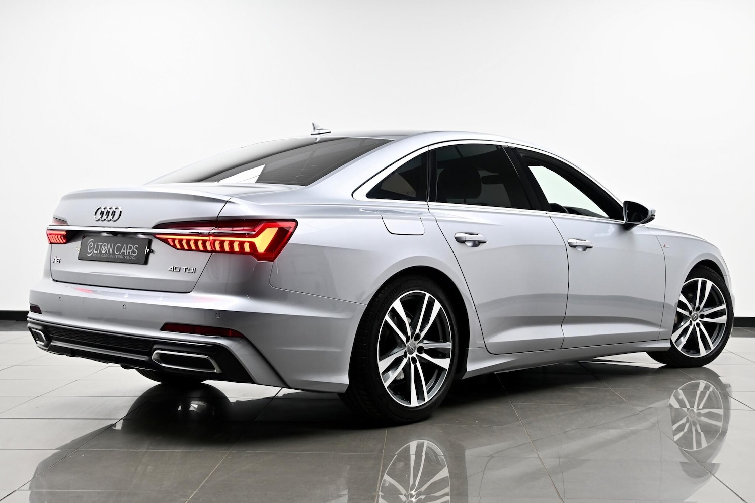 Used Audi A6 Saloon 2018 for sale - 76295523: Photo 8