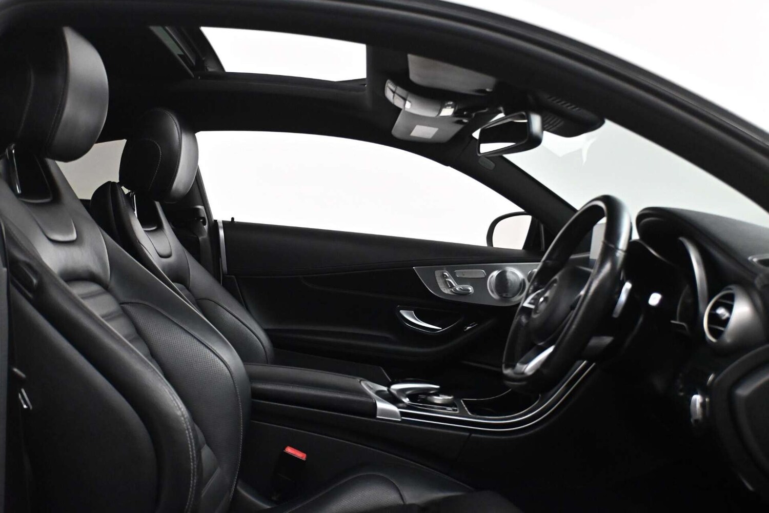 Used Mercedes-Benz C Class 2015 for sale - 77729045: Photo 11