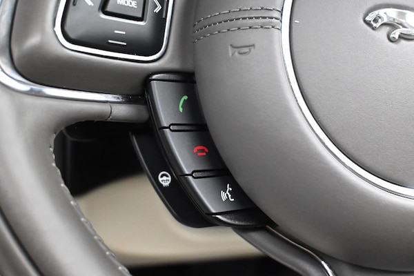 Used Jaguar XJ 2016 for sale - 76239116: Photo 27