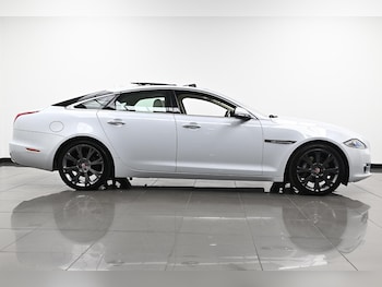 Used Jaguar XJ 2016 for sale - 76239116: Photo 4