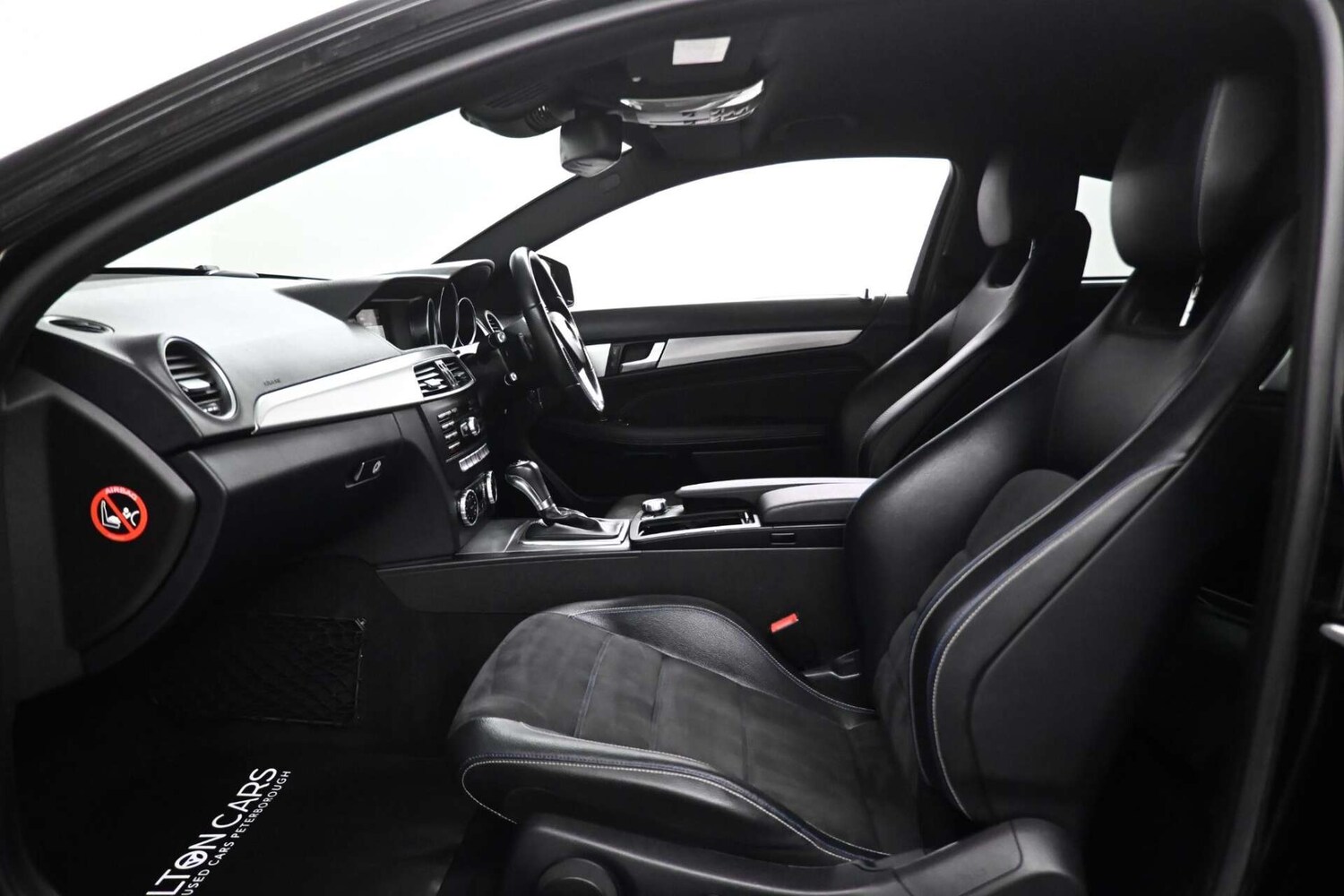 Used Mercedes-Benz C Class 2014 for sale - 77729049: Photo 11