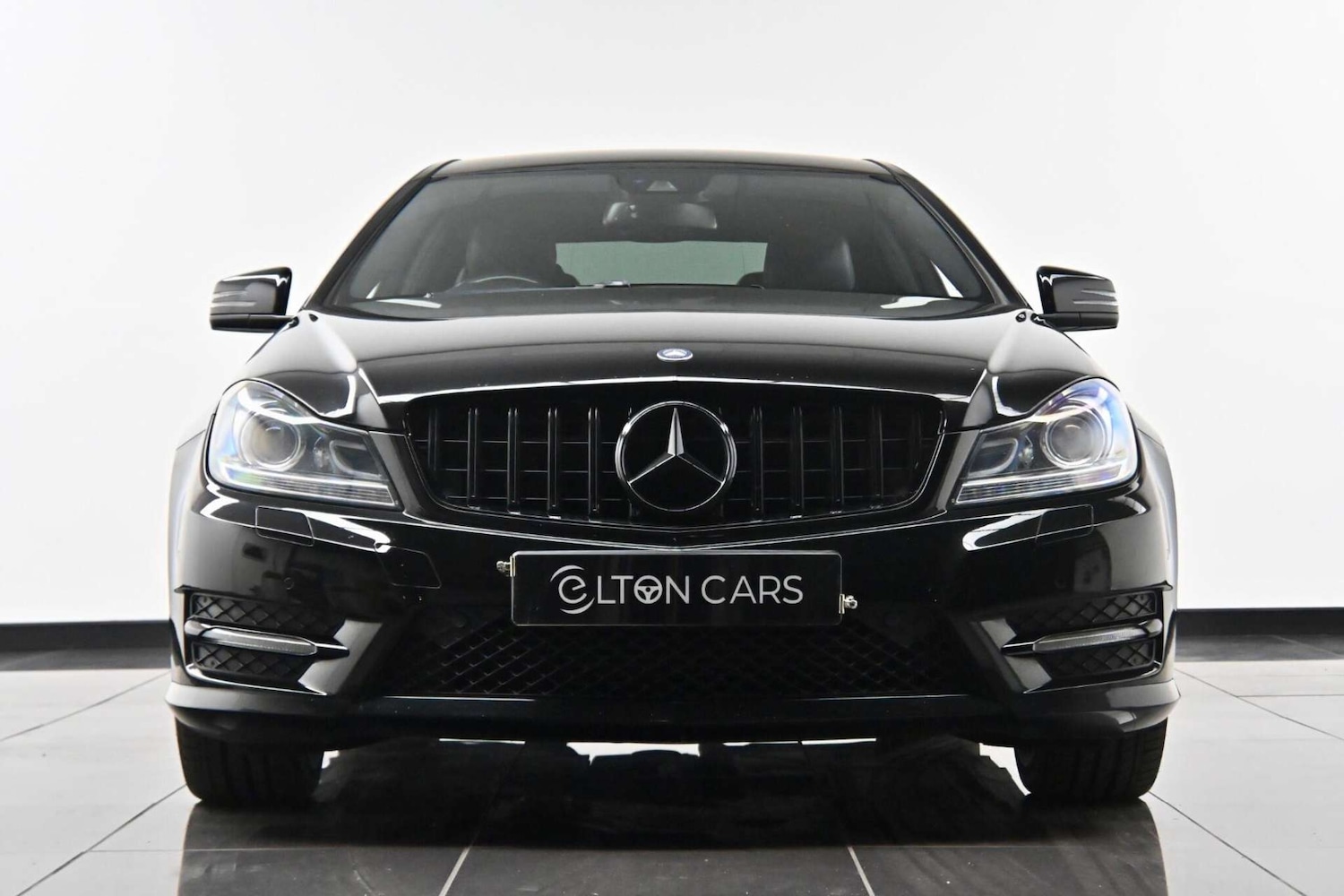 Used Mercedes-Benz C Class 2014 for sale - 77729049: Photo 3