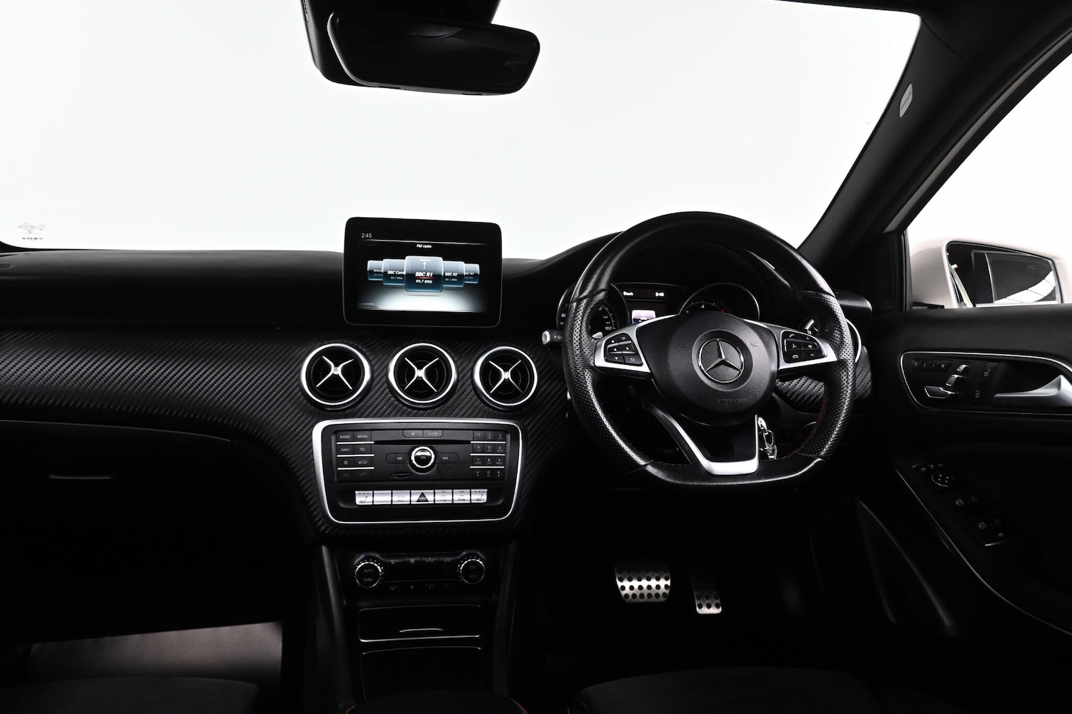 Used Mercedes-Benz A-Class 2017 for sale - 77970090: Photo 18