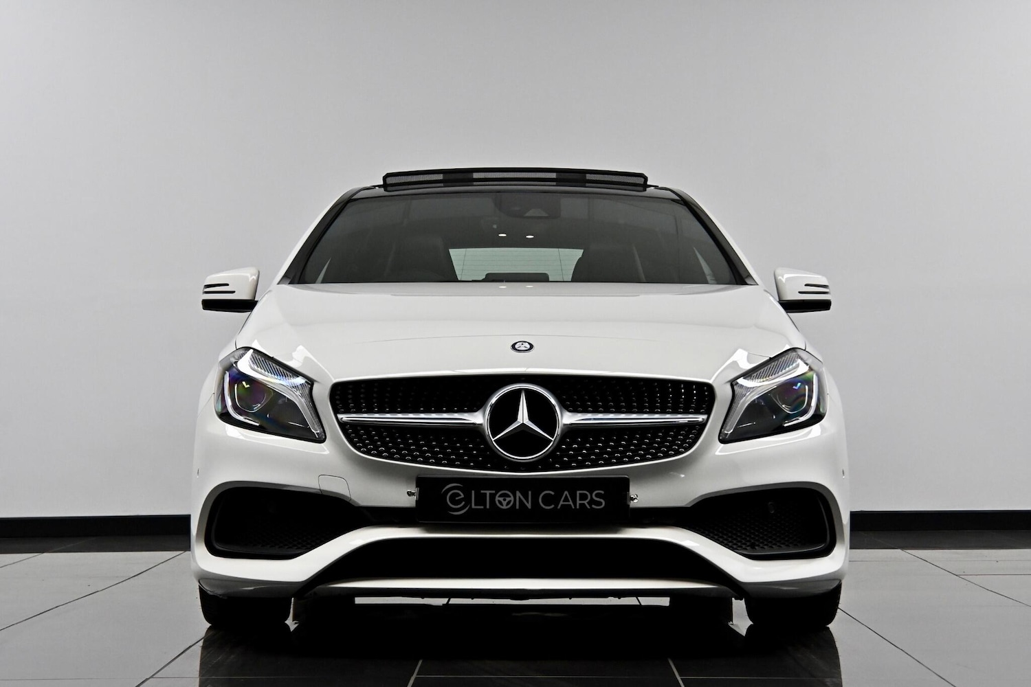 Used Mercedes-Benz A-Class 2017 for sale - 77970090: Photo 3