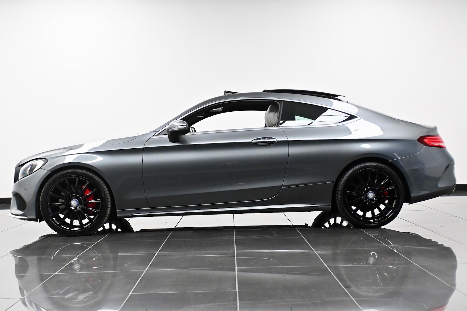 Used Mercedes-Benz C Class 2016 for sale - 77074541: Photo 5