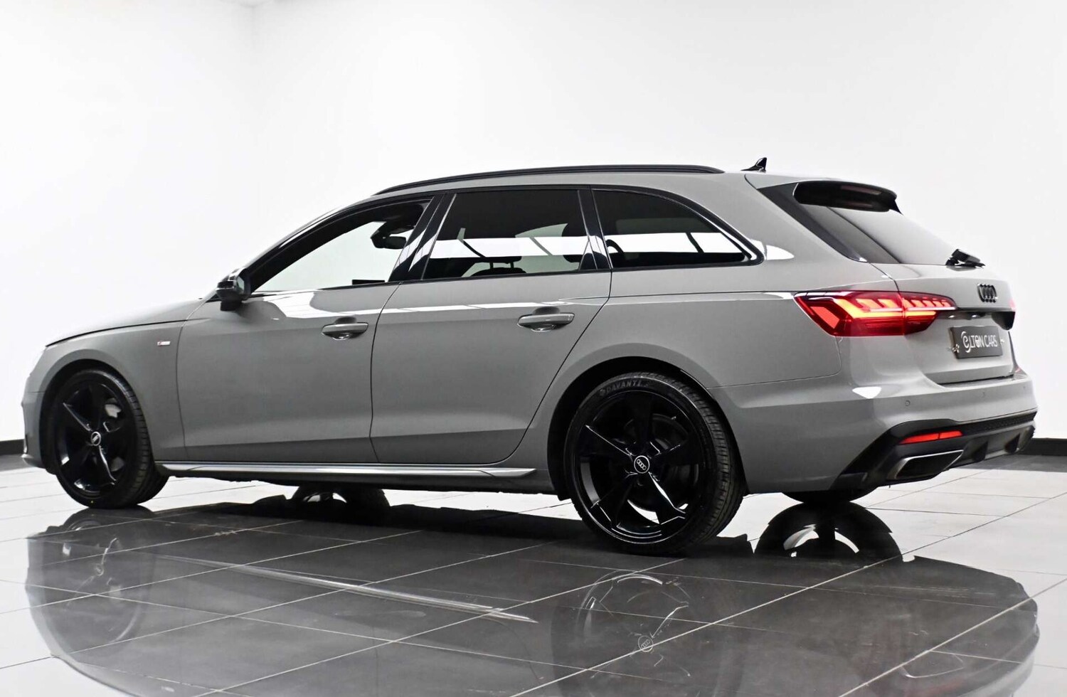 Used Audi A4 Avant 2021 for sale - 77729065: Photo 11